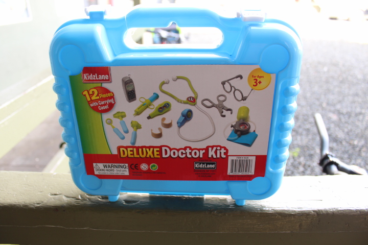 Kidzlane Deluxe Doctor Kit